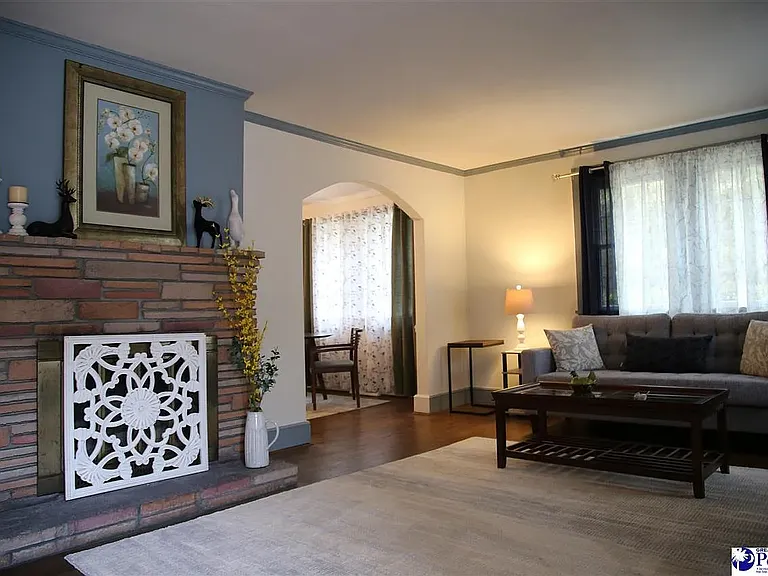 928 W Lydia Hwy — Photo 4