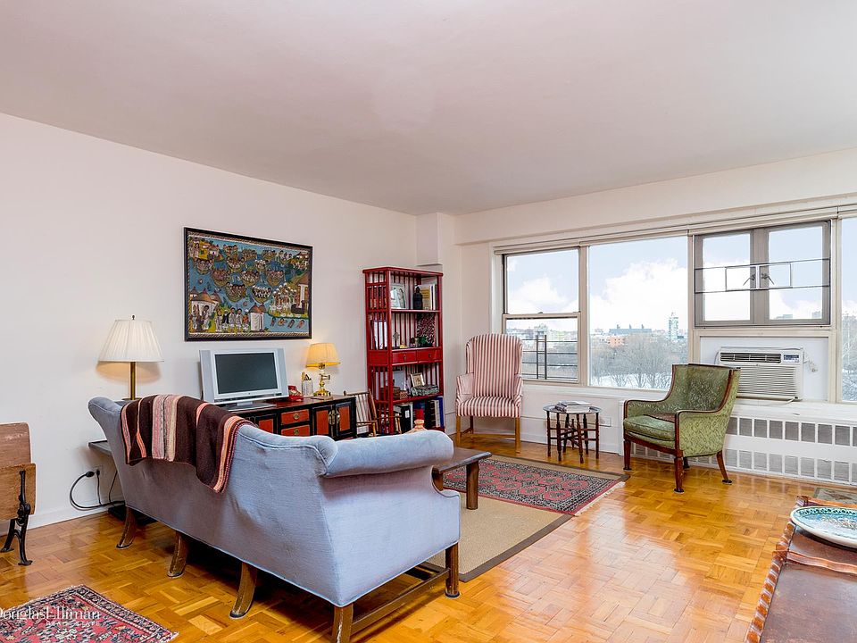 1st image of 135 Ashland Pl APT 16A