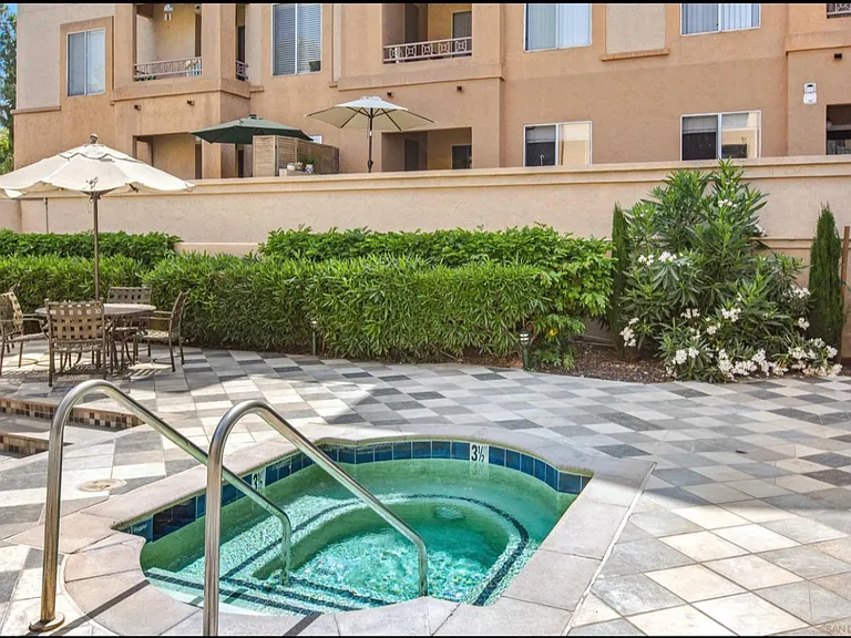 8889 Caminito Plaza Centro #7331 — Photo 15