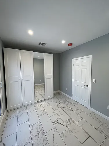 1201 N Niagara St #101 Photo 1
