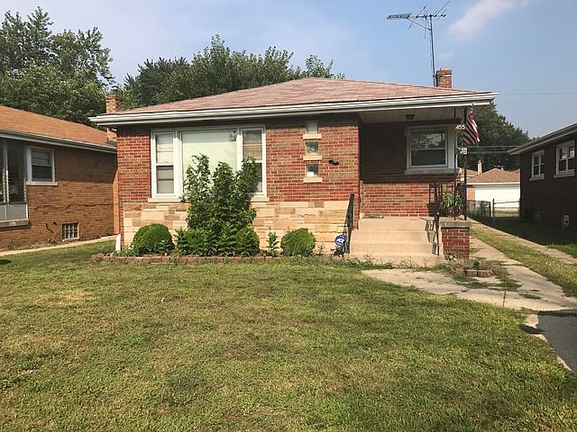 1st image of 455 Hirsch Ave