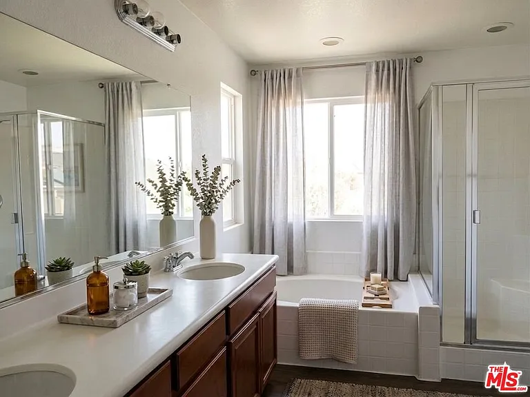 41183 Bank Ct — Photo 17
