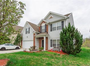 1116 Hawick Dr, High Point, NC 27262