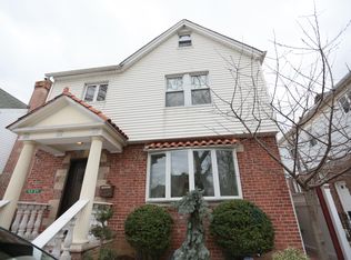 4339 193rd St, Flushing, NY 11358