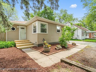 3607 Pleasant Grove Rd, Lansing, MI, 48910