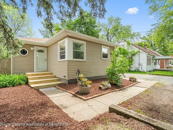 3607 Pleasant Grove Rd, Lansing, MI 48910