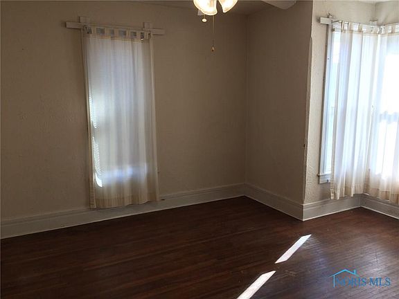 3rd image of 308 W High St