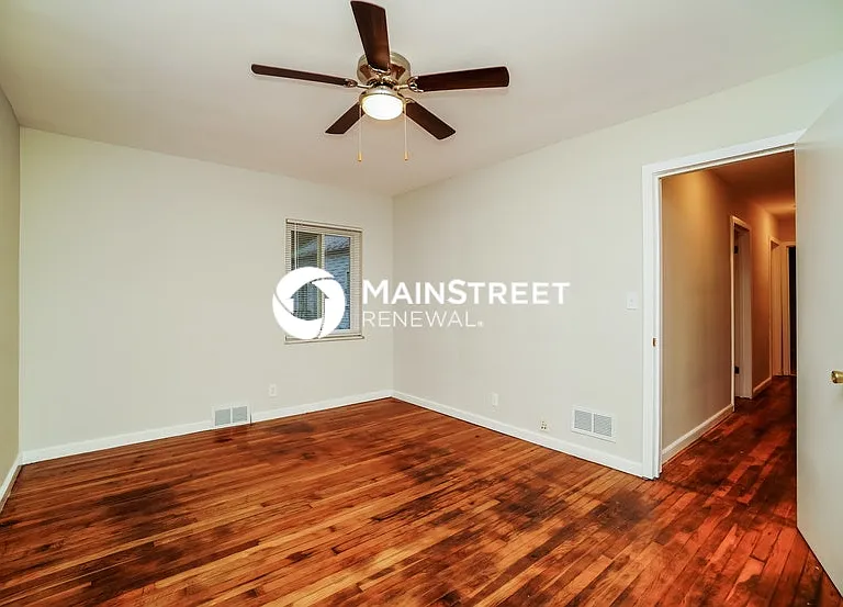 3050 Norwood St — Photo 15