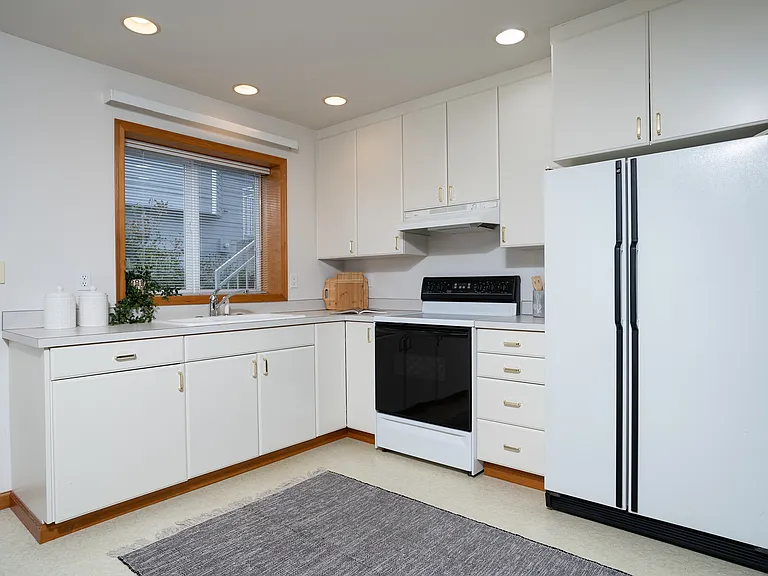 1207 Sequalish St — Photo 11