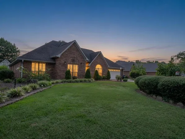 3626 Appling Lake Dr, Memphis, TN 38133