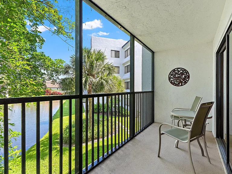 1605 S US Highway 1 #B205 — Photo 14