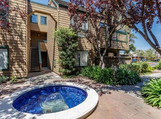 16 Cove Ln, Redwood City, CA 94065