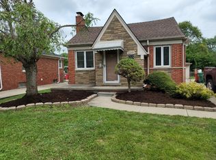 16347 Aurora Ave, Eastpointe, MI