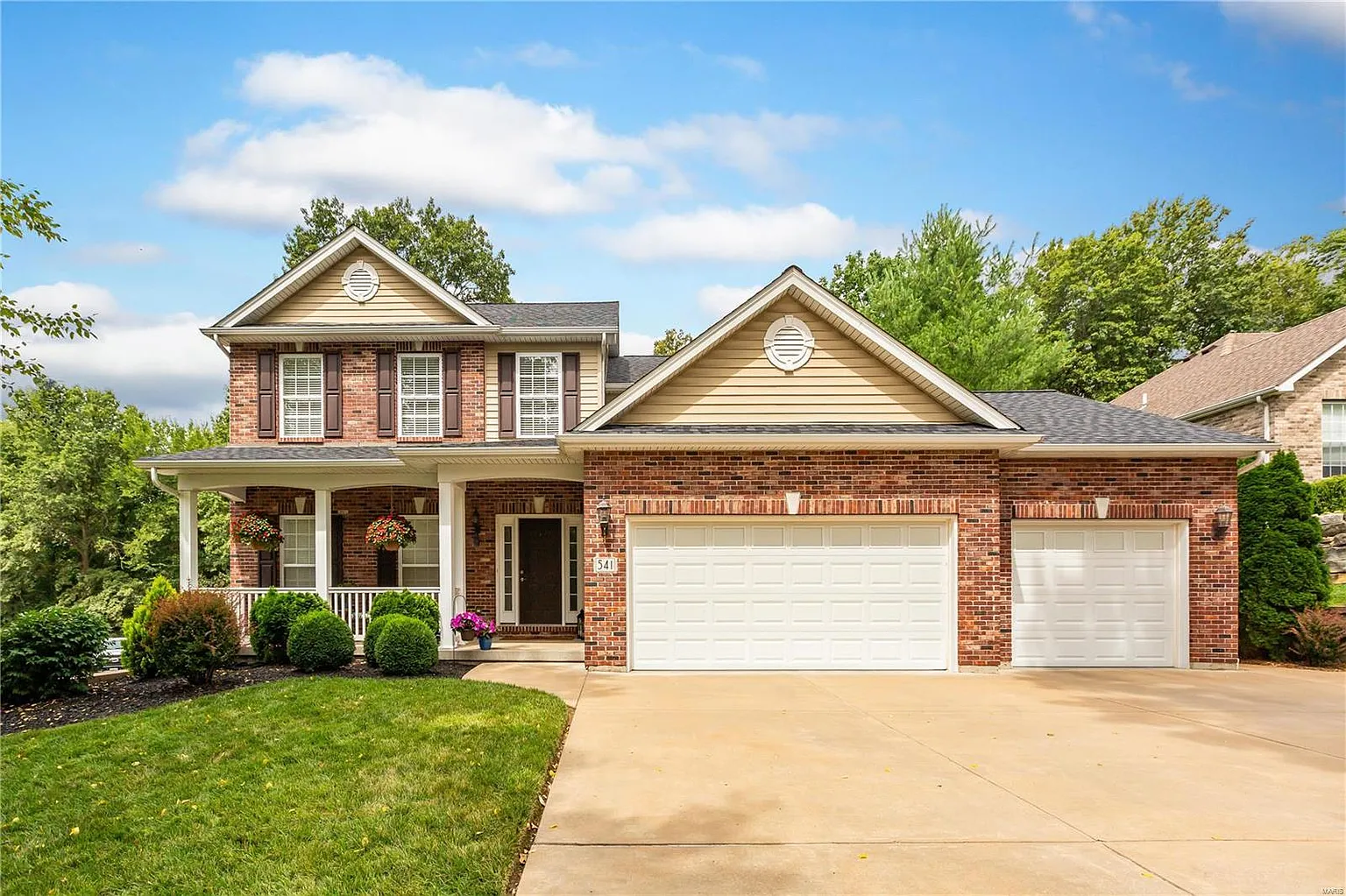 541 Jackson Way photo 1