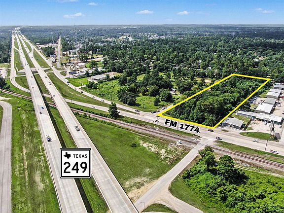 3rd image of Fm 1774 Rd