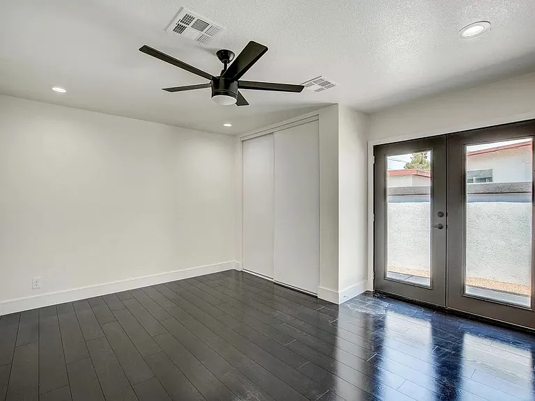 360 Vandalia St — Photo 11