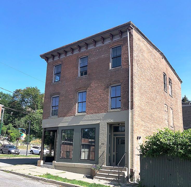 1st image of 170 1st St