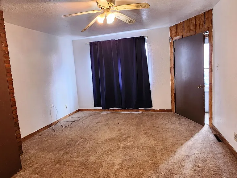 210 Taylor St — Photo 7