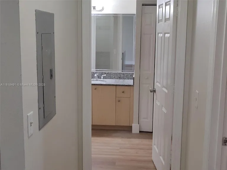 2474 Centergate Dr #204 — Photo 16