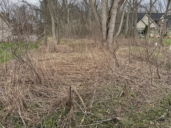 7364 Buckley Rd, North Syracuse, NY 13212