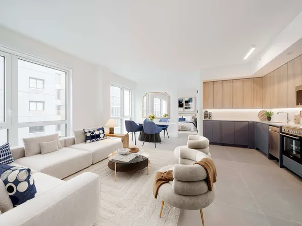 339 West 38th Street image 1 of 10