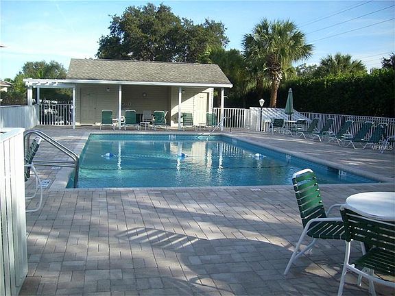 4th image of 831 Waterside Dr Unit 106