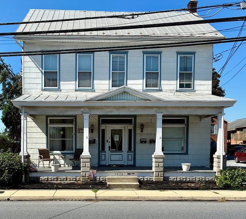 1st image of 1526 W Main St
