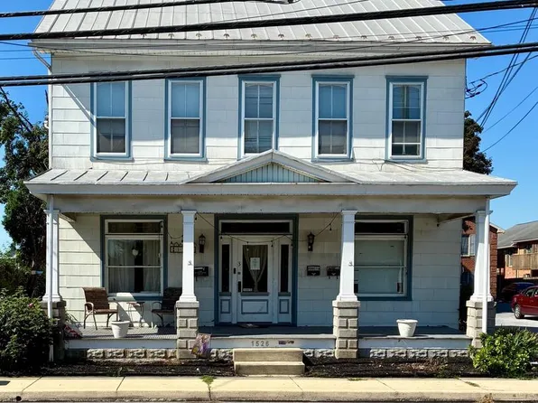 1526 W Main St, Ephrata, PA 17522
