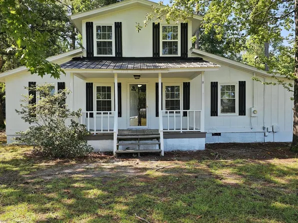 68 MEADOW Road, Swainsboro, GA 30401