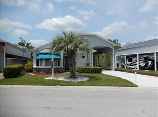 1079 Motorcoach Dr, Polk City, FL 33868