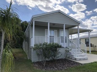 227 Suncrest Ln, N Fort Myers, FL 33903