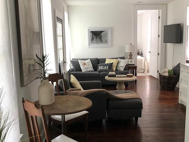 1314 Avenue M 1/2 — Photo 5