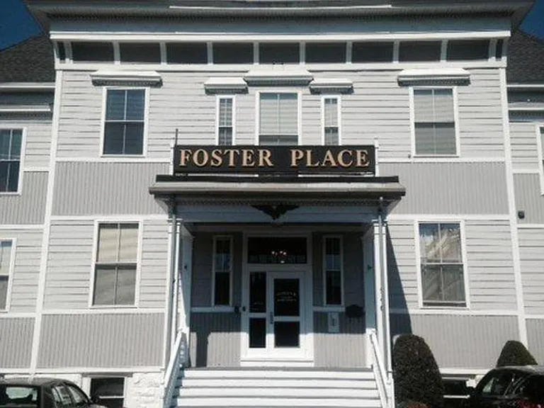 Foster Place Entrance