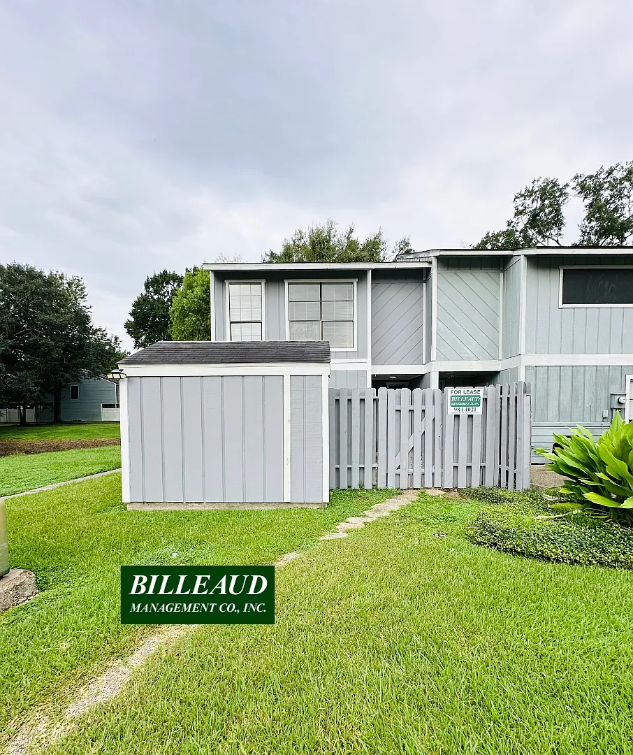 2 bed, 1.5 bath, 1367 sqft, $1,250 — Photo 1