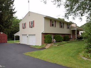 2525 Ball Rd, Willow Grove, PA 19090