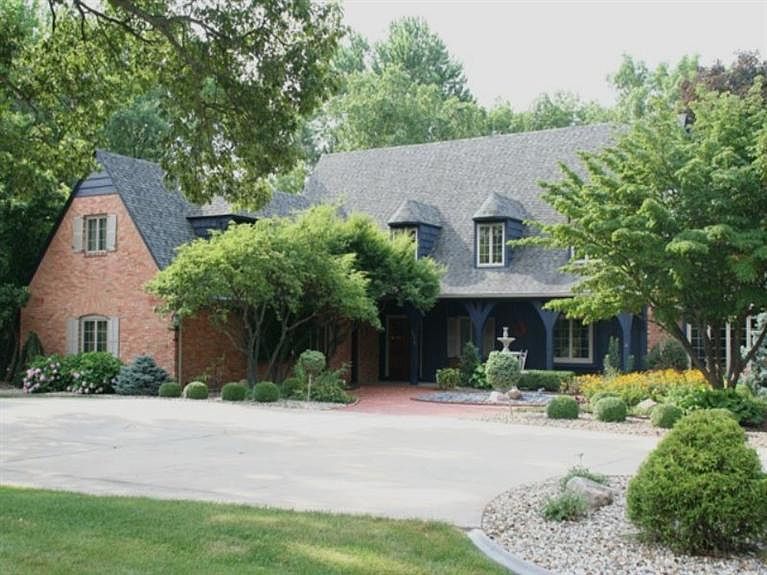 1st image of 23310 Shorelane Ct