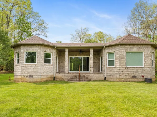 374 Eagle Lake Rd, Coalmont, TN 37313