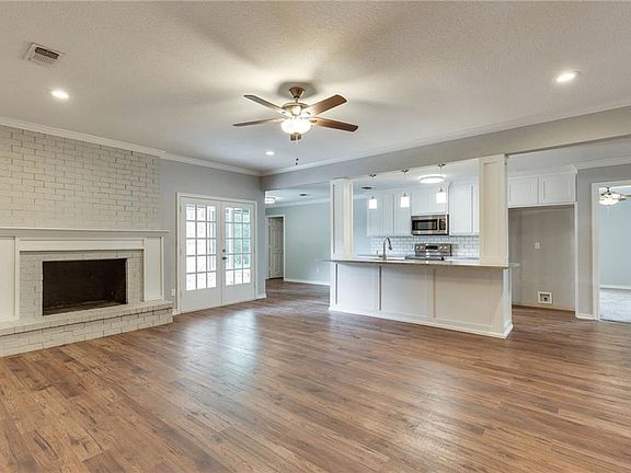 3rd image of 4629 Cinnamon Hill Dr