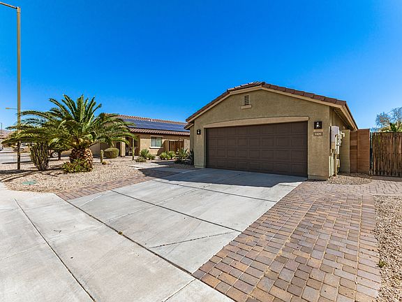 4th image of 1429 S 237th Ln