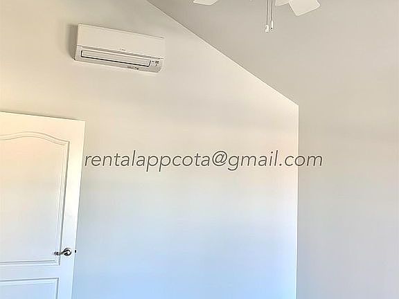 5th image of 1013 Cota Ave