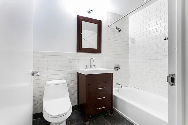 Rented by Compass | media 14