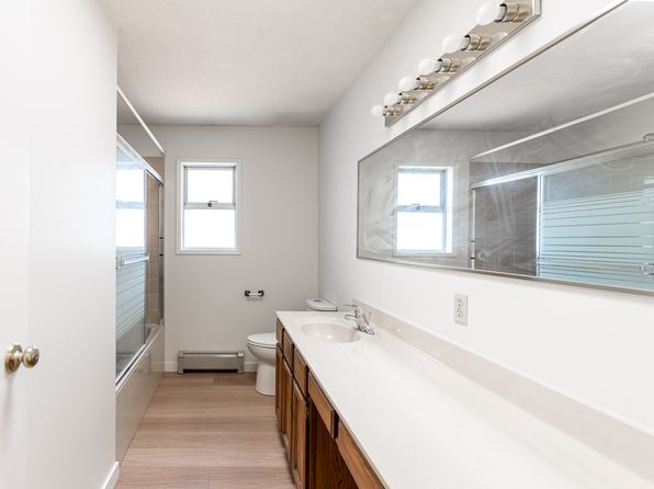 5 bedroom rental in Vancouver — photo 12