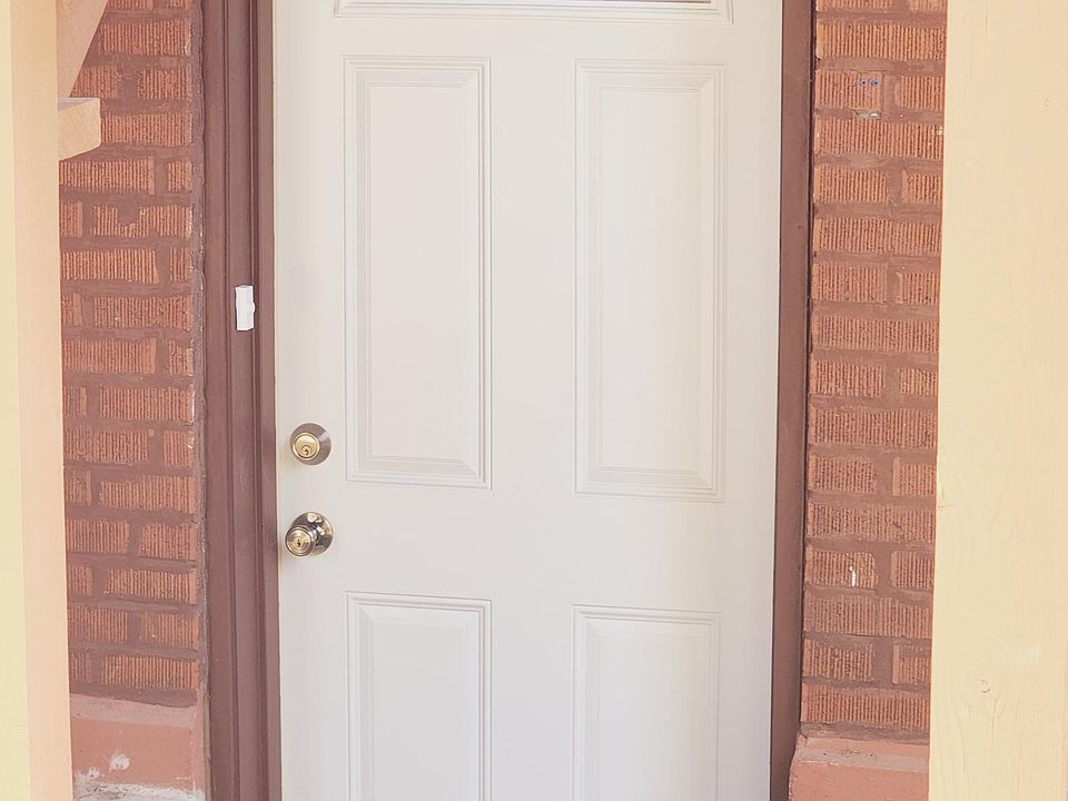 Main entrance - Brand new