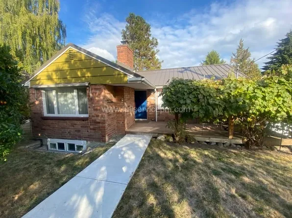 6522 38th Ave NE, Seattle, WA 98115