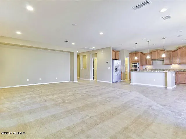 1472 E Flamingo Way — Photo 13