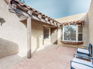 610 Diez Y Ocho Ct SE, Rio Rancho, NM 87124