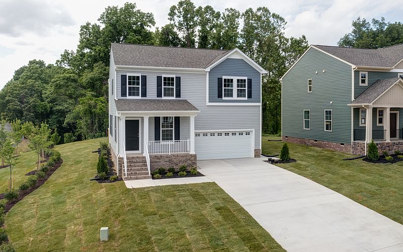 1st image of 300 Northfield Ln