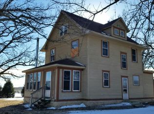 22251 690th St, Alden, MN 56009