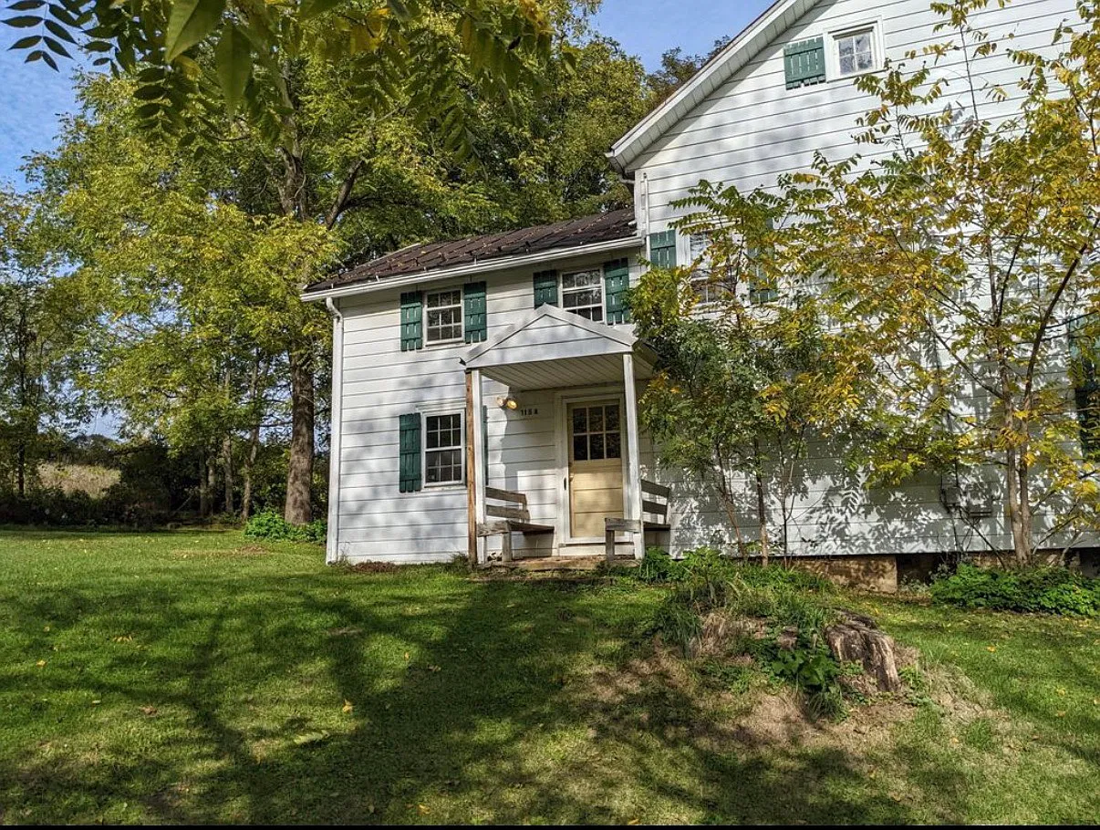 2 bed, $1,250 — Photo 1