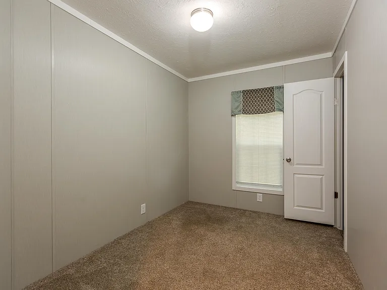 120 Nancy Ln — Photo 13